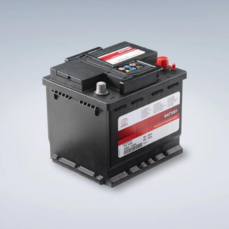 Ile naprawdę zapłacisz za akumulator do Toyoty Yaris?