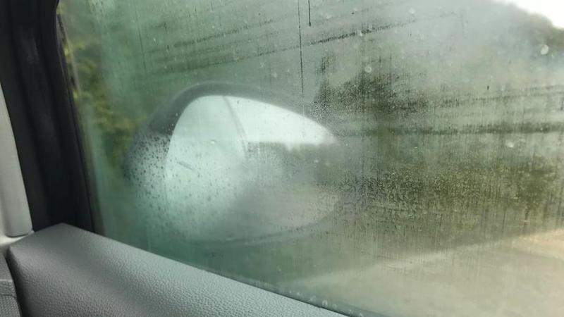 Przyczyny parowania szyb