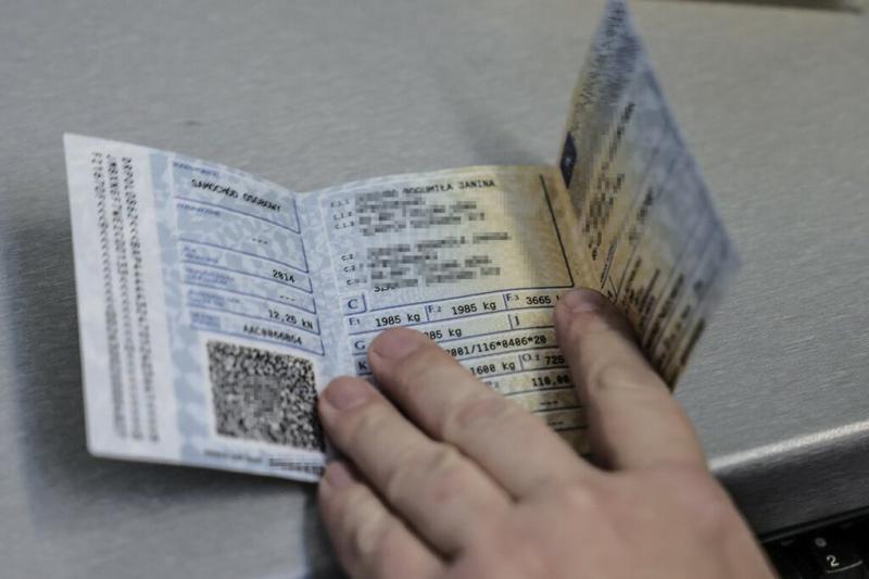 Jak odczytać dane techniczne pojazdu