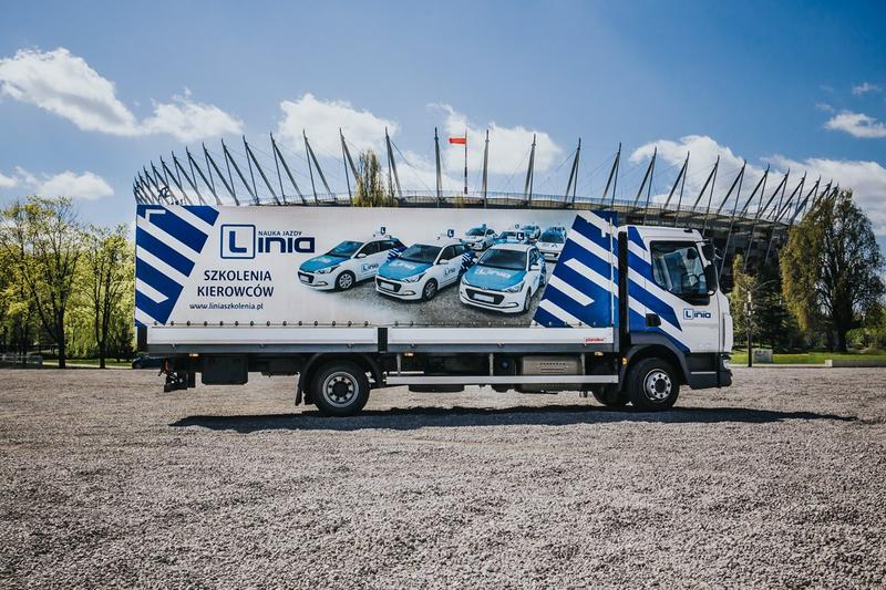 Szkolenia i egzaminy kierowców ciężarówek