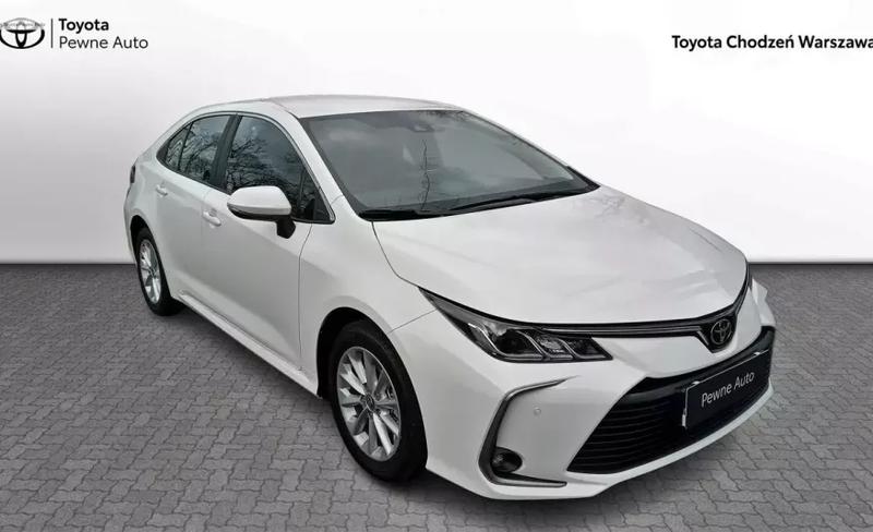 Toyota Corolla 1.5 benzyna