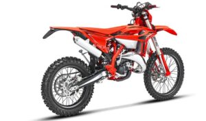 Jak wybrać idealny motocykl enduro – porady dla entuzjastów off-roadu