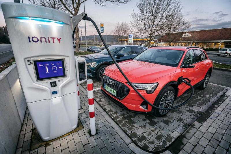 Objawy awarii układu ładowania