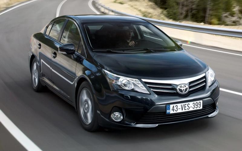 Spalanie Toyota Avensis porównanie z danymi producenta