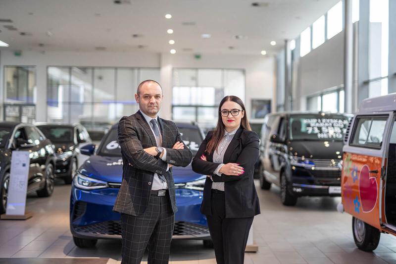 Wynagrodzenie w salonach samochodowych