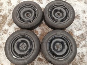 Jak dobrać idealny rozmiar opon zimowych do Peugeot 206?