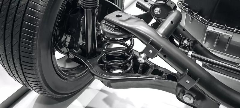 Praktyczne wskazówki, jak skutecznie podnieść zawieszenie w samochodzie osobowym