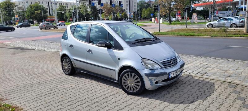 Bezpieczeństwo przy wymianie żarówki