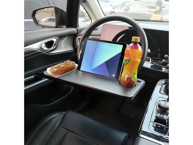 Obowiązkowe wyposażenie samochodu w Czechach