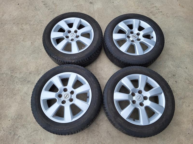 Opony Vectra C 205 vs 215