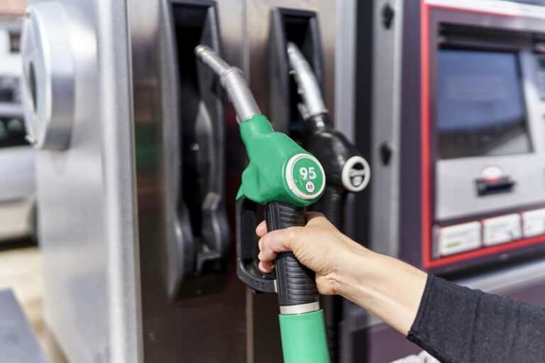 Jak wykorzystać benzynę zamiast ropy? Praktyczne porady i rozwiązania