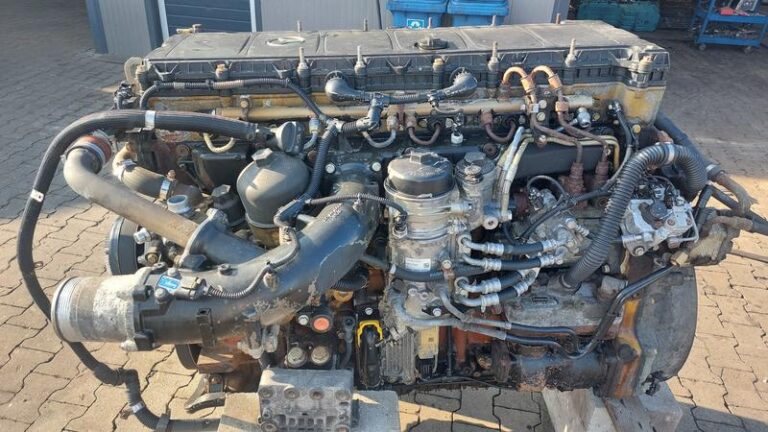 Najbardziej niezawodne silniki w Mercedesie – odkryj, który jest najmniej awaryjny