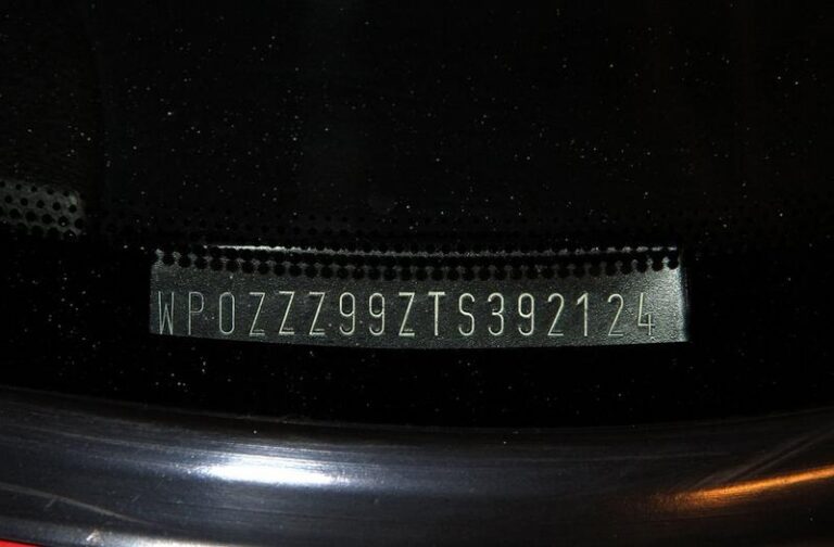 Jak darmowo zweryfikować przebieg pojazdu po numerze VIN?