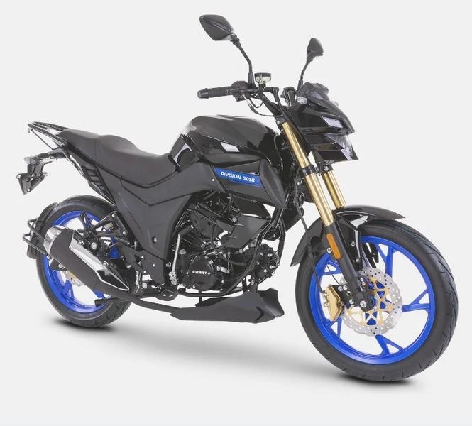 Jaki motocykl 125 kupić, aby zwrócić na siebie uwagę?