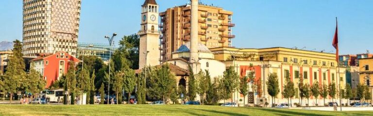 Jakie są ceny wypożyczenia samochodu w Albanii? Sprawdź przed wyjazdem!