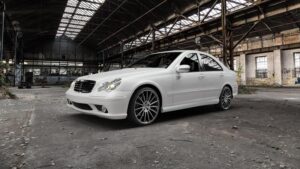 Wybór idealnych felg do Mercedesa W203 – na co zwrócić uwagę?